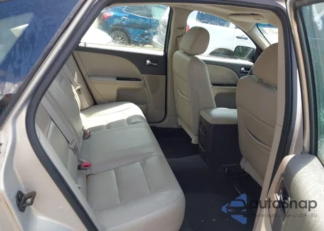 2009 Ford Taurus Limited from USA, damaged, VIN 1FAHP25W29G111652